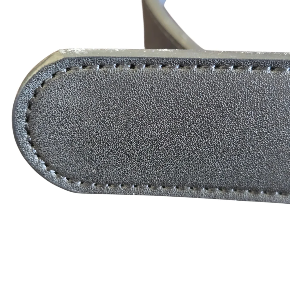 Gucci Interlocking GG Leather Belt Black with Antique Gold Hardware - Picture 9 of 11